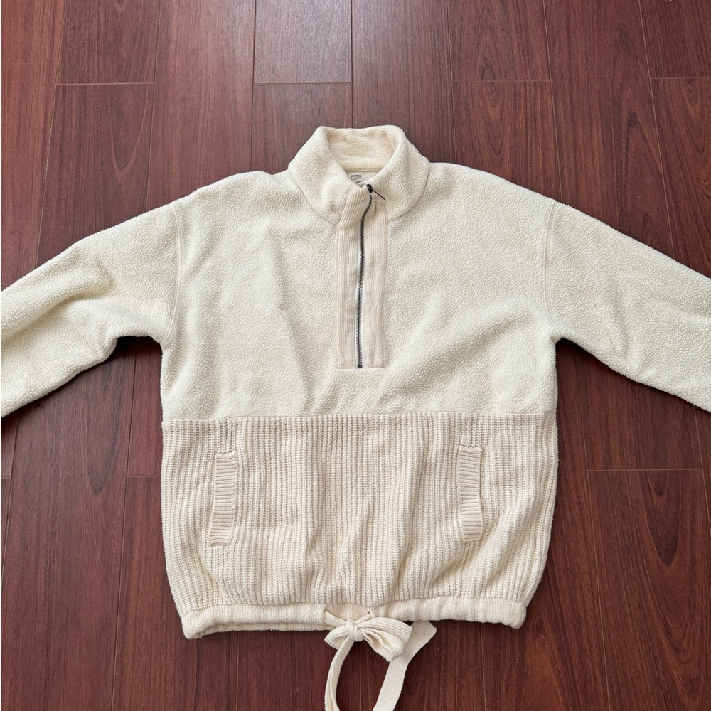 Boulder Half Zip in Cloud
Splendid (from revolve)